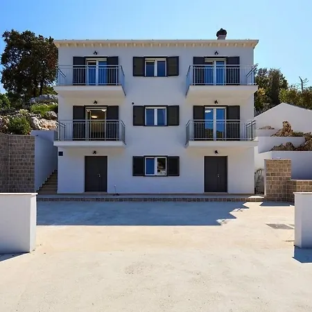 By The Sea Okuklje, Mljet - 22341 Apartment *